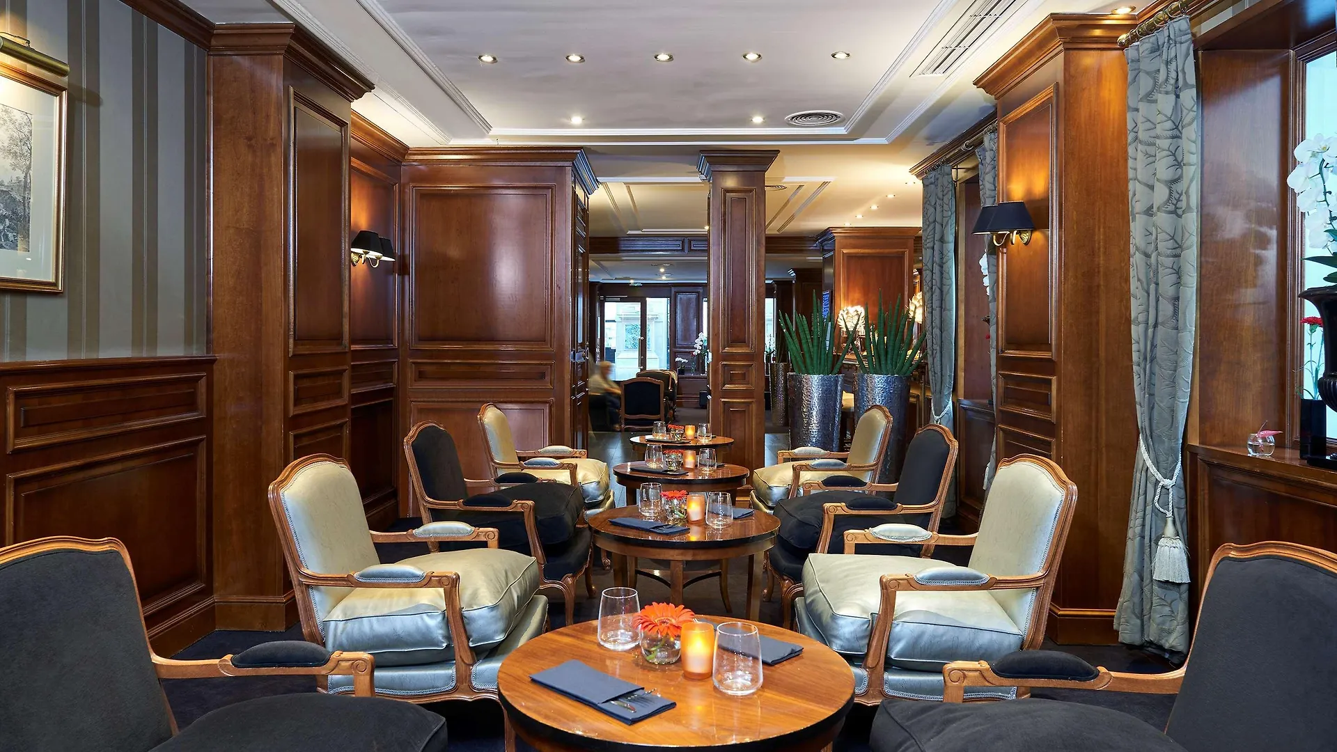 Hotel Melia Vendome 4*